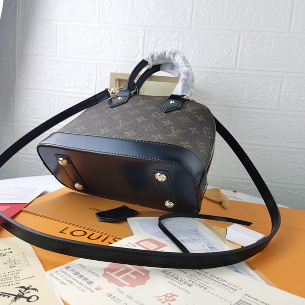 ルイヴィトンバッグ内部構造